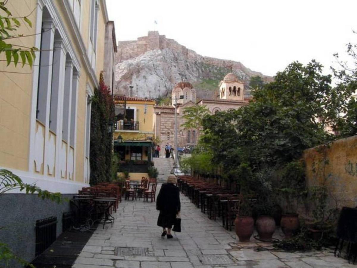 شقة Live At The Acropolis Shadow - Under Super Scenic Anafiotika أثينا المظهر الخارجي الصورة